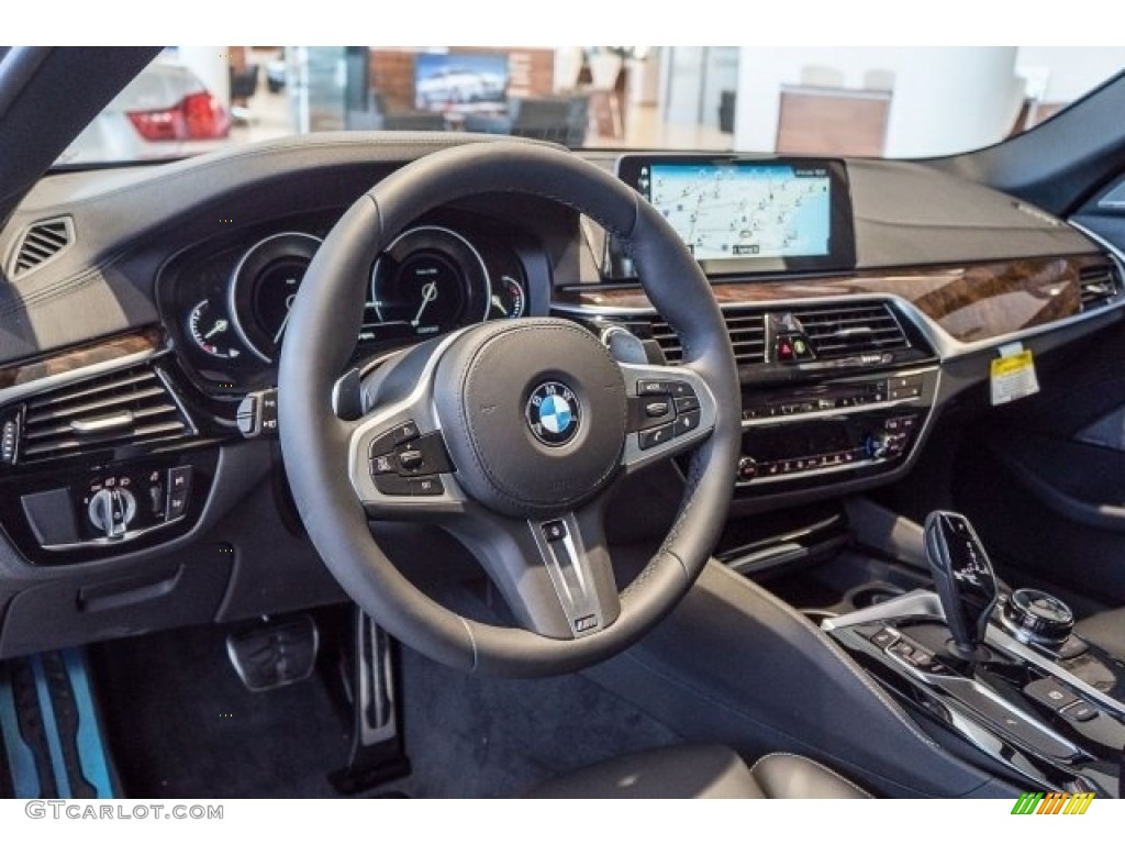 2018 BMW 5 Series M550i xDrive Sedan Black Dashboard Photo #121131301