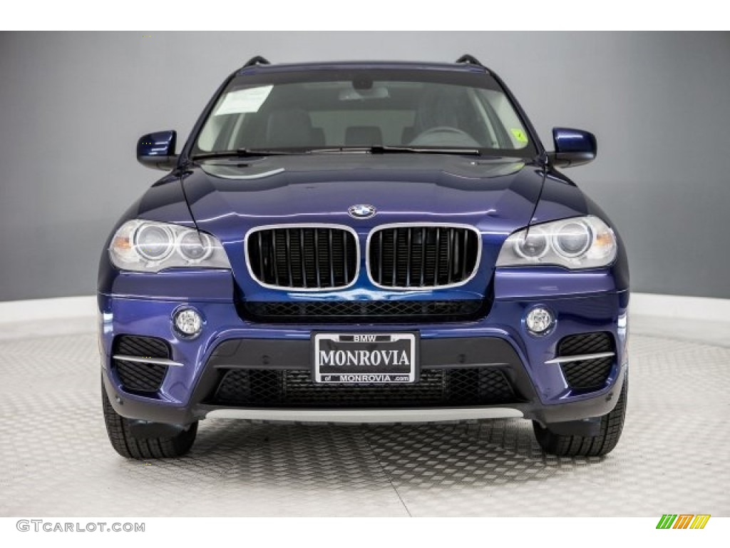 2013 X5 xDrive 35i Premium - Deep Sea Blue Metallic / Black photo #2