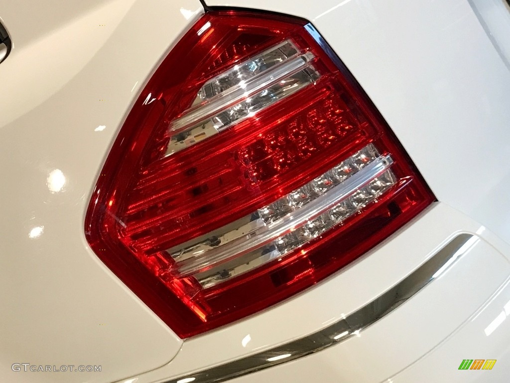 2012 GL 450 4Matic - Arctic White / Cashmere photo #61
