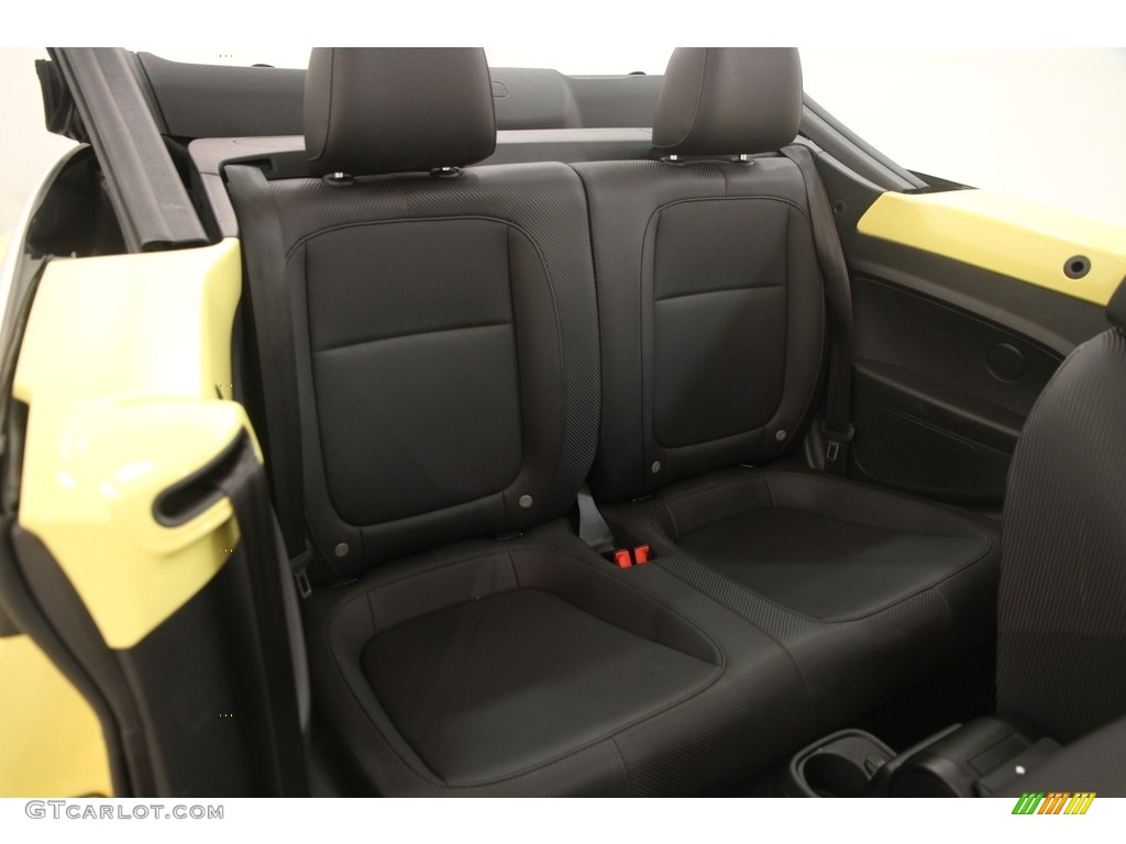 2016 Volkswagen Beetle 1.8T SE Rear Seat Photo #121135404