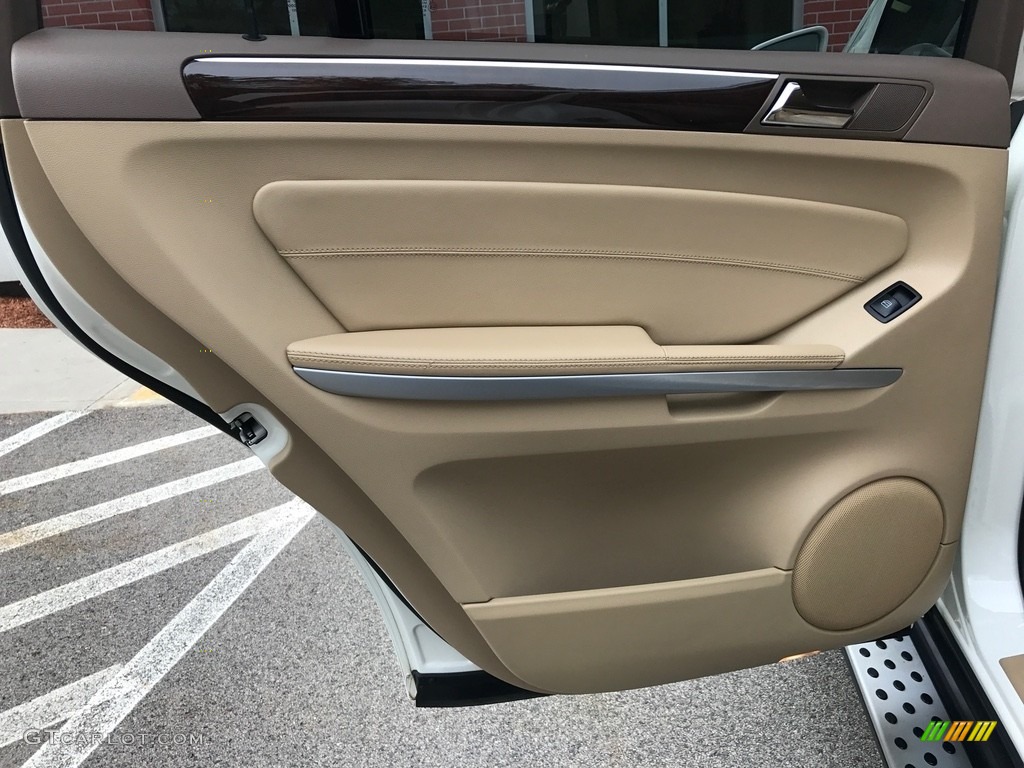 2012 GL 450 4Matic - Arctic White / Cashmere photo #95