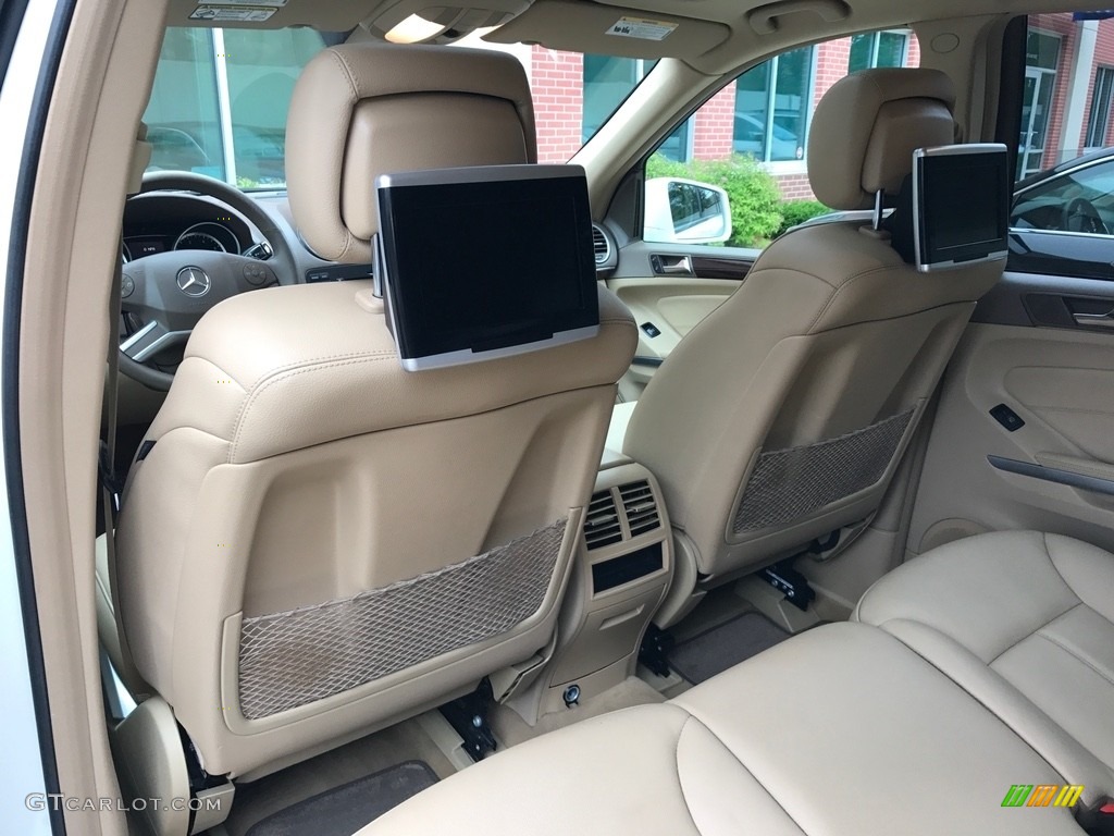 2012 GL 450 4Matic - Arctic White / Cashmere photo #96