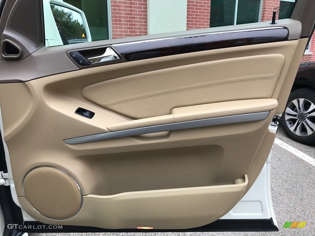 2012 GL 450 4Matic - Arctic White / Cashmere photo #104