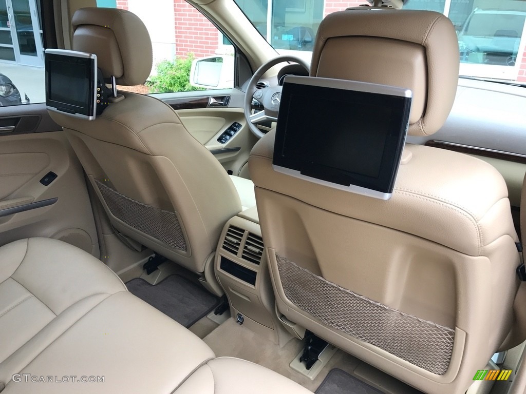 2012 GL 450 4Matic - Arctic White / Cashmere photo #120