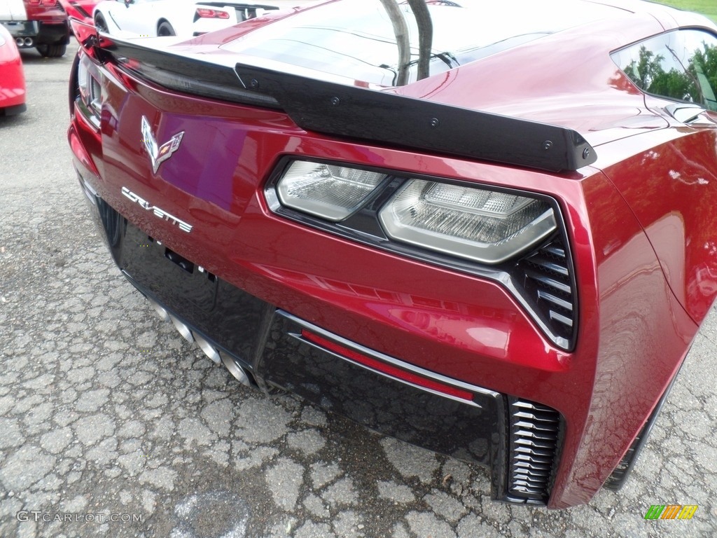 2017 Corvette Z06 Coupe - Long Beach Red Metallic Tintcoat / Kalahari photo #15