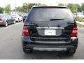Black - ML 350 4Matic Photo No. 17