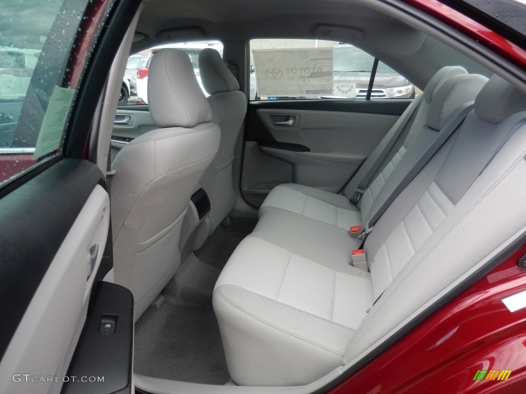2017 Camry LE - Ruby Flare Pearl / Ash photo #5