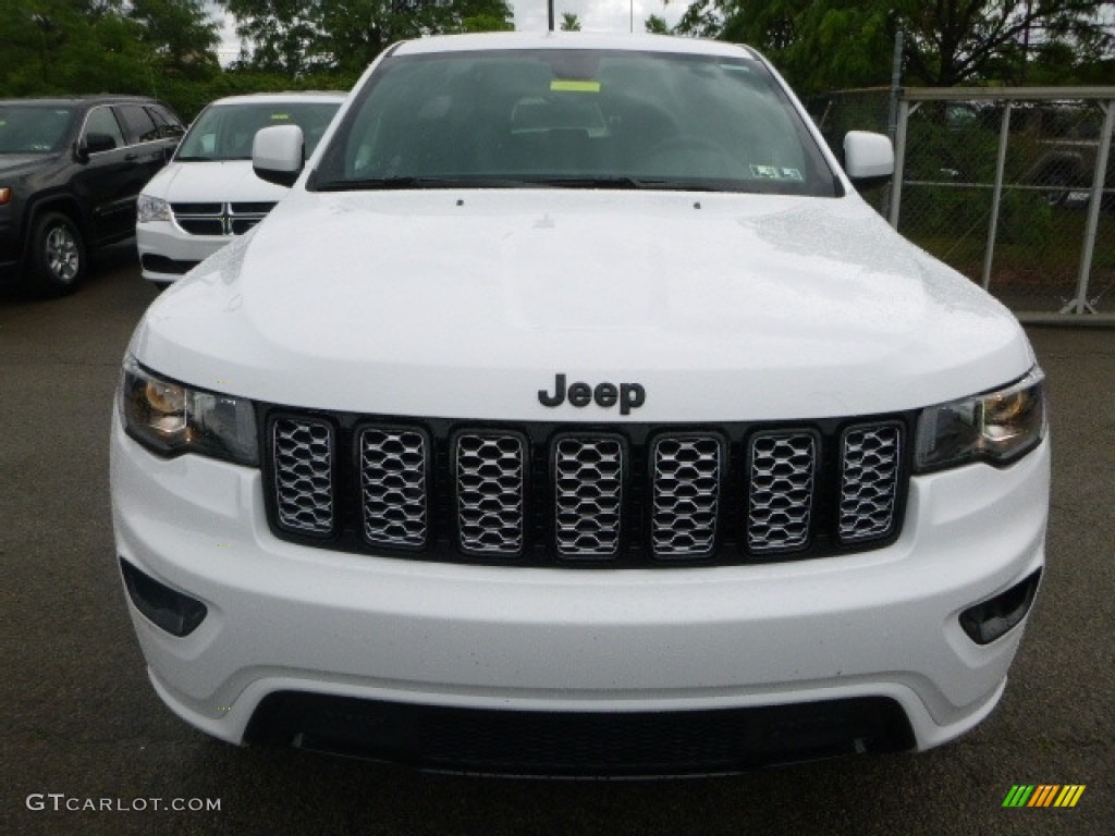 2017 Grand Cherokee Laredo 4x4 - Bright White / Black photo #8