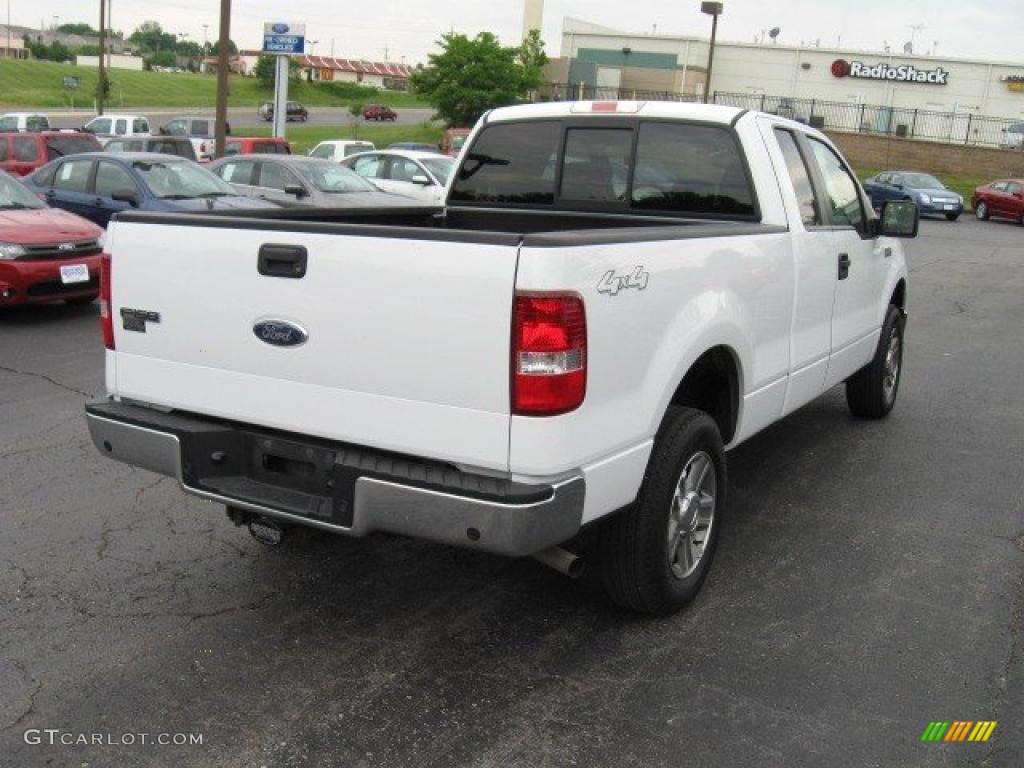 2006 F150 XLT SuperCab 4x4 - Oxford White / Medium/Dark Flint photo #4