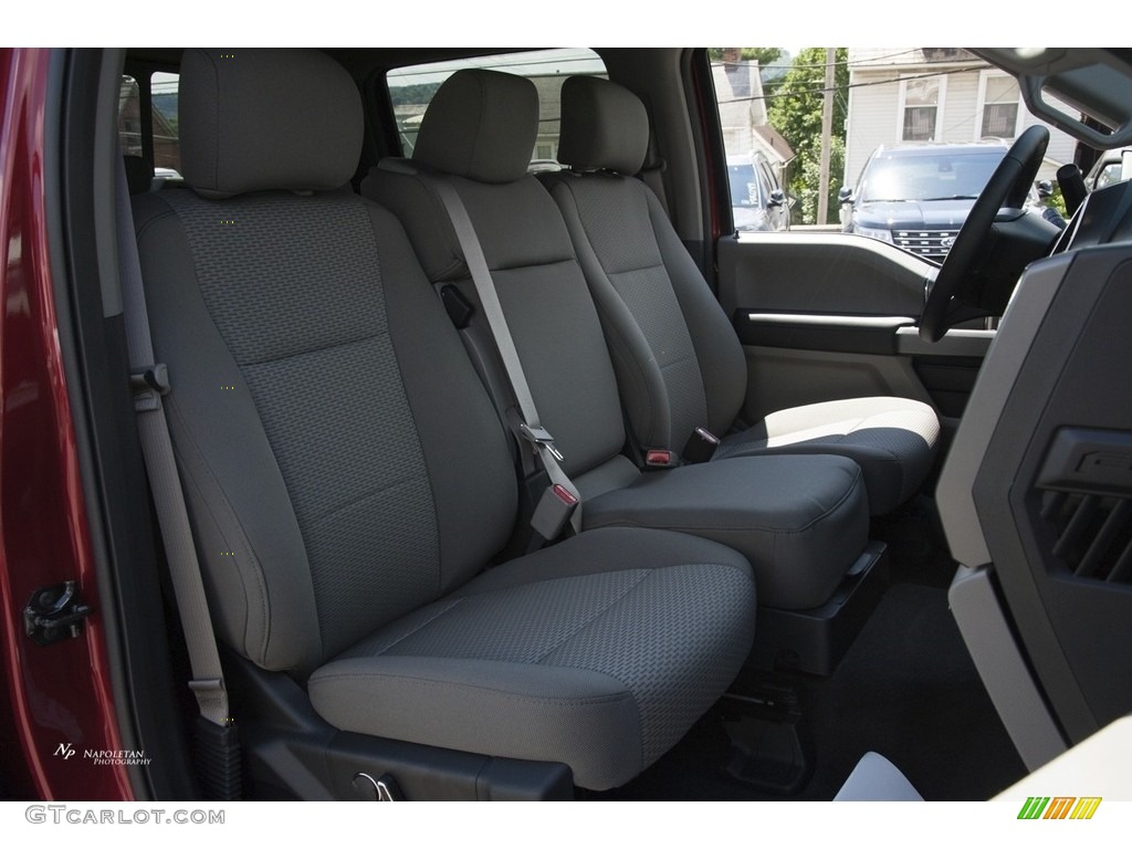 2017 F150 XLT SuperCrew 4x4 - Ruby Red / Earth Gray photo #9
