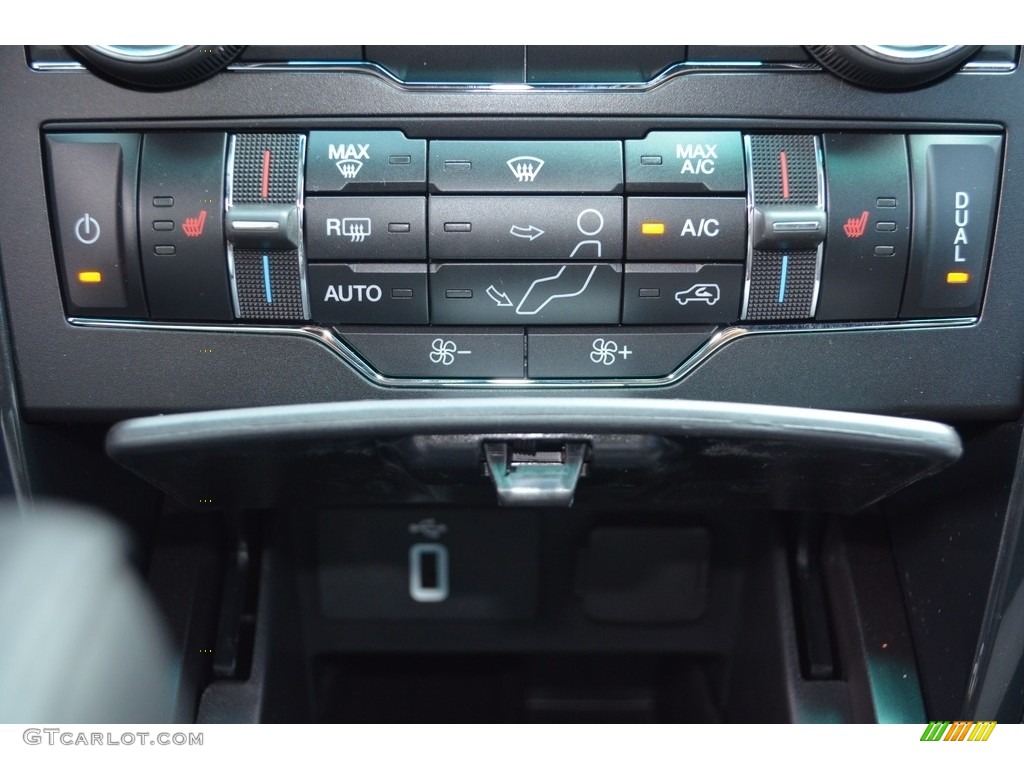 2017 Explorer XLT - White Platinum / Medium Light Camel photo #16