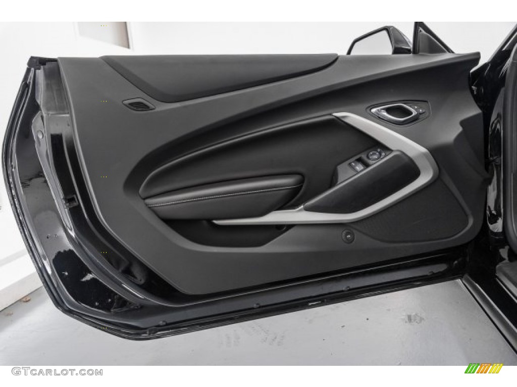 2016 Chevrolet Camaro LT Coupe Jet Black Door Panel Photo #121150019