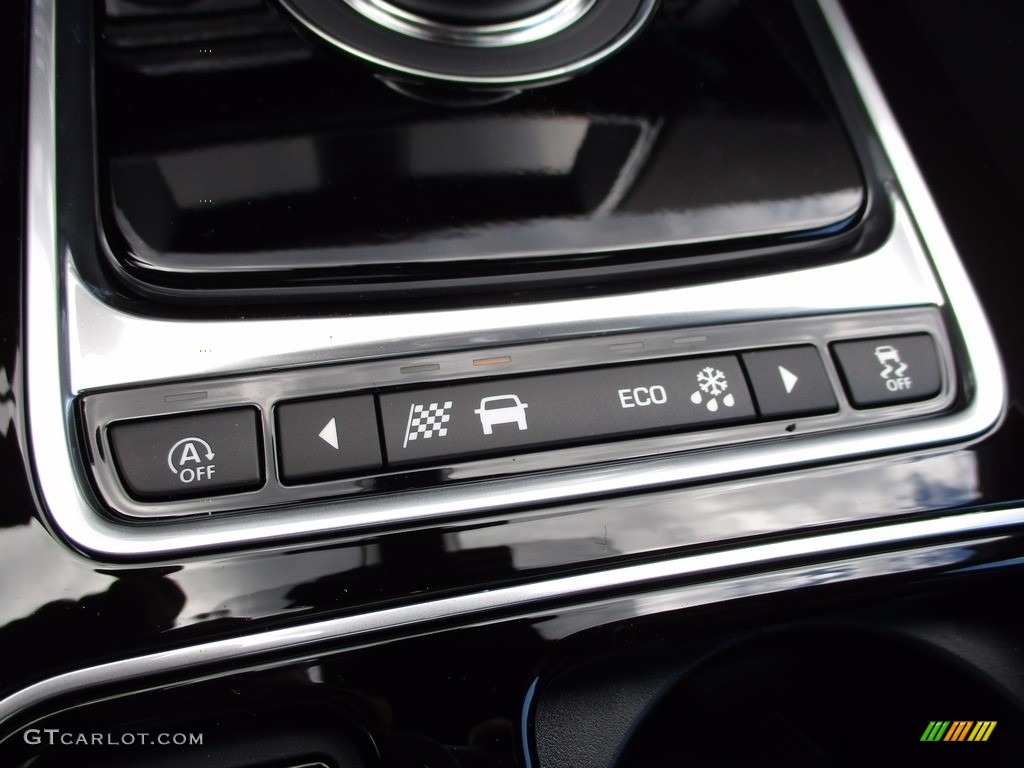 2018 Jaguar F-PACE 35t AWD Prestige Controls Photo #121155092