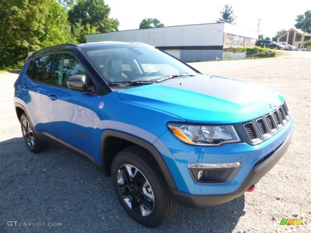2017 Compass Trailhawk 4x4 - Laser Blue Pearl / Black/Ruby Red photo #7