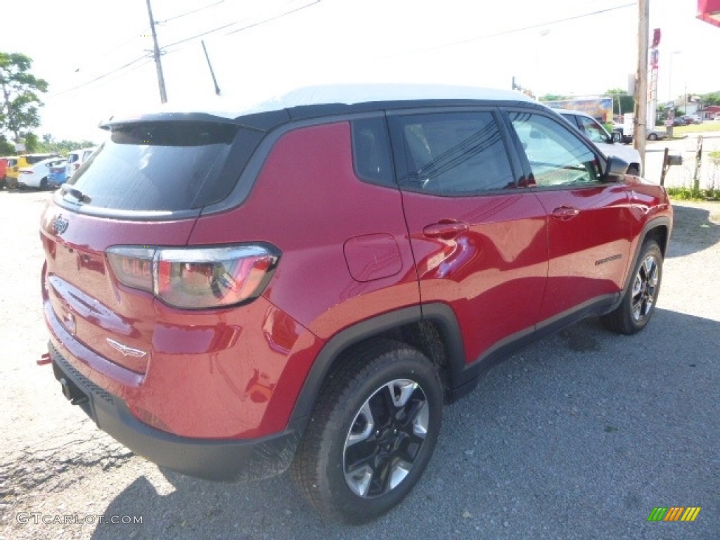 2017 Compass Trailhawk 4x4 - Redline 2 Coat Pearl / Black/Ruby Red photo #5