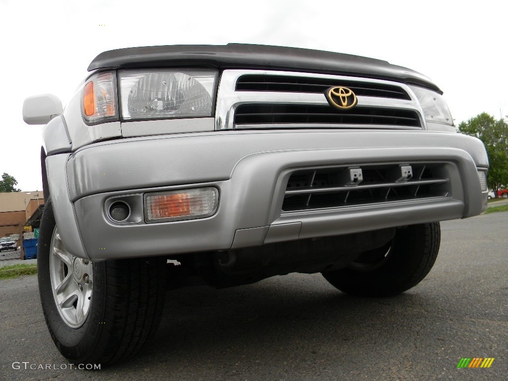 2000 4Runner Limited - Natural White / Oak photo #1