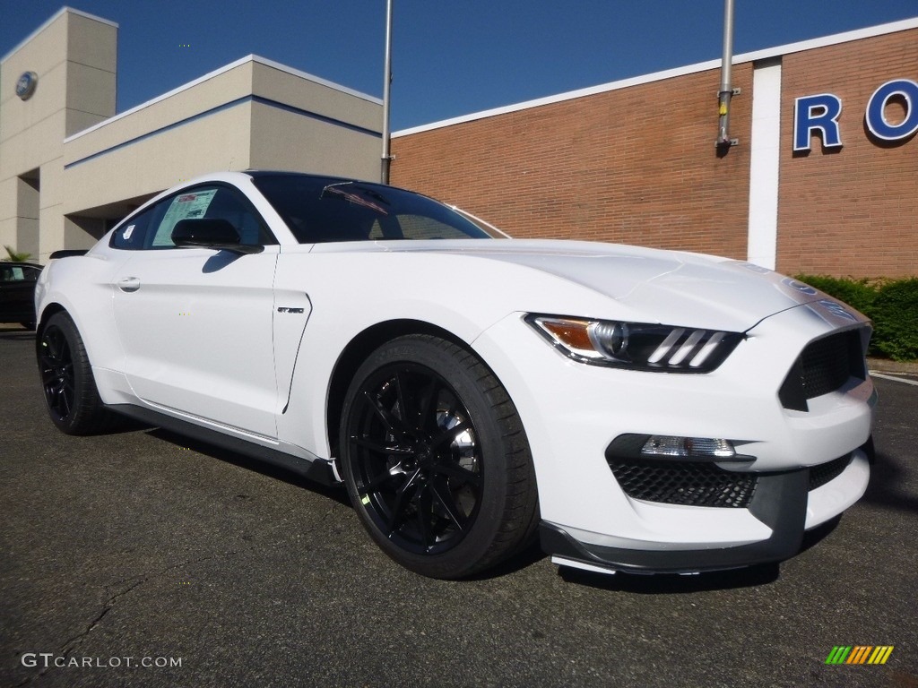 Oxford White 2017 Ford Mustang Shelby GT350 Exterior Photo #121172573