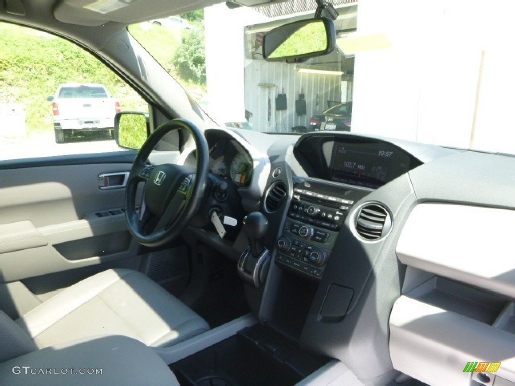 2015 Pilot EX-L 4WD - Crystal Black Pearl / Beige photo #10