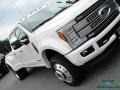 White Platinum - F450 Super Duty Platinum Crew Cab 4x4 Photo No. 35