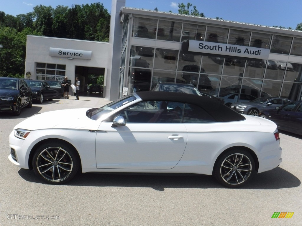 2018 S5 Premium Plus Cabriolet - Glacier White Metallic / Magma Red photo #2