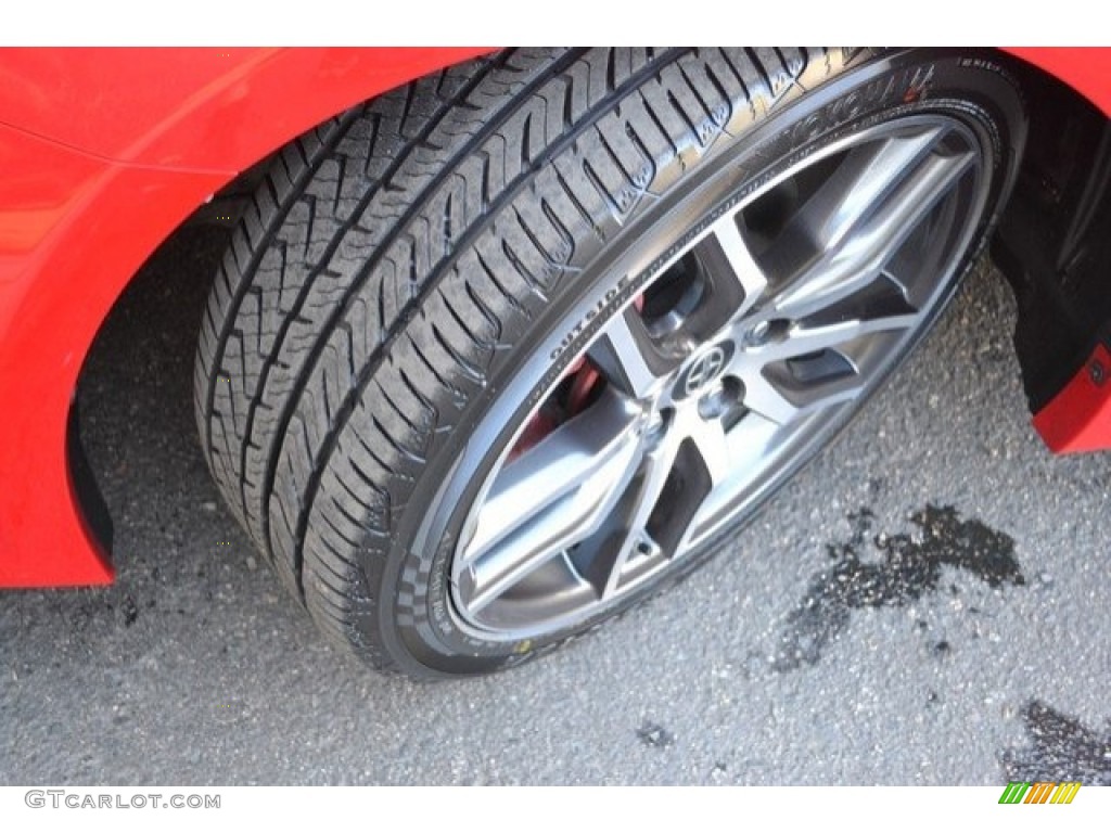 2015 tC  - Absolutely Red / Dark Charcoal photo #27