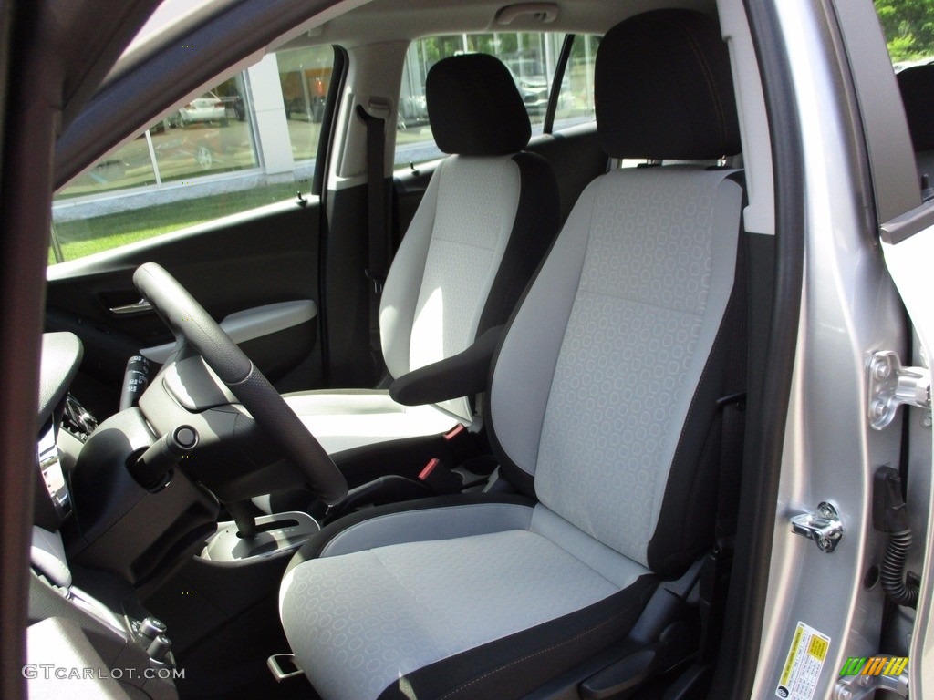 2017 Trax LS AWD - Silver Ice Metallic / Jet Black photo #13