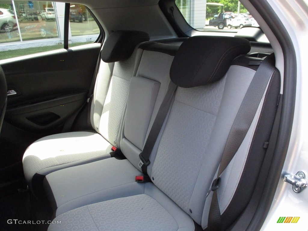 2017 Trax LS AWD - Silver Ice Metallic / Jet Black photo #14