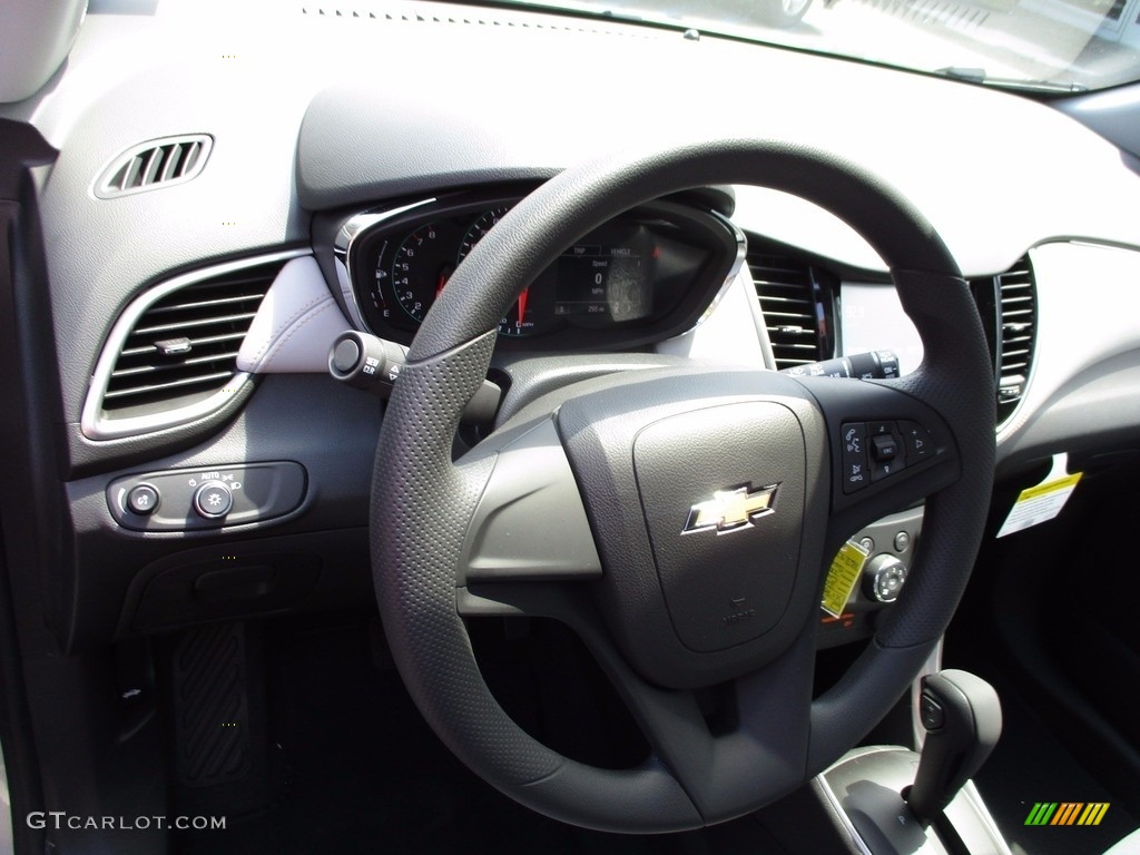 2017 Trax LS AWD - Silver Ice Metallic / Jet Black photo #15