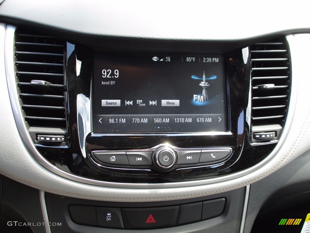 2017 Trax LS AWD - Silver Ice Metallic / Jet Black photo #17