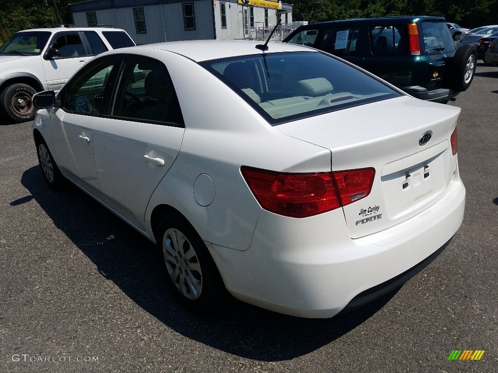 2013 Forte EX - Snow White Pearl / Stone photo #2