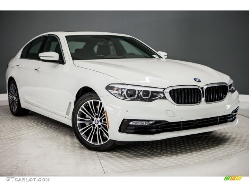 2017 5 Series 530i Sedan - Alpine White / Black photo #12