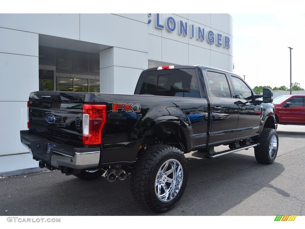 2017 F250 Super Duty Lariat Crew Cab 4x4 - Shadow Black / Black photo #3