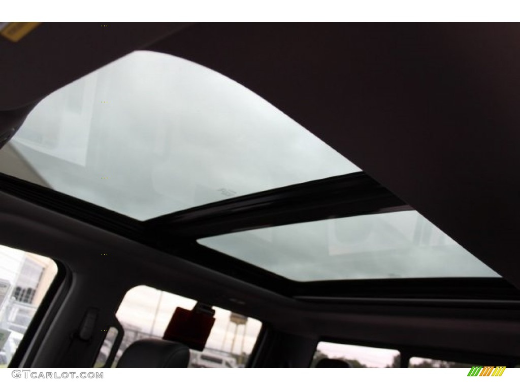 2017 F150 Lariat SuperCrew 4X4 - White Platinum / Black photo #27
