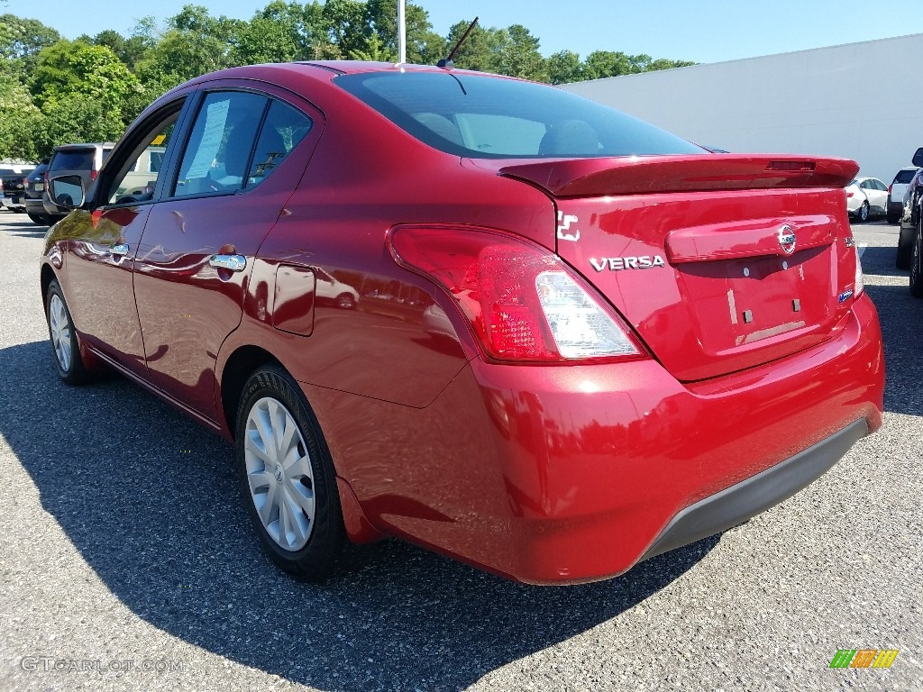 2015 Versa 1.6 SV Sedan - Red Brick / Charcoal photo #3