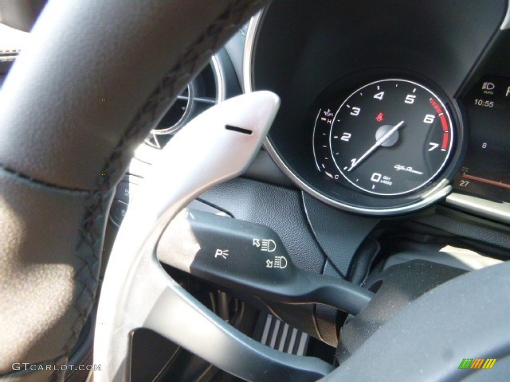 2017 Giulia Ti AWD - Alfa White / Black photo #31