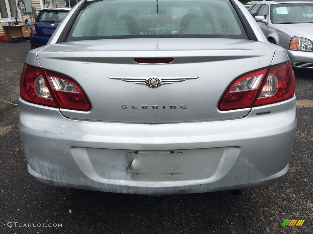 2007 Sebring Touring Sedan - Bright Silver Metallic / Dark Khaki/Light Graystone photo #5