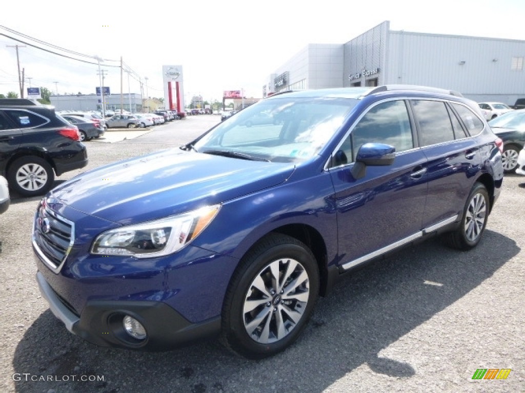 2017 Subaru Outback 3.6R Touring Exterior Photos