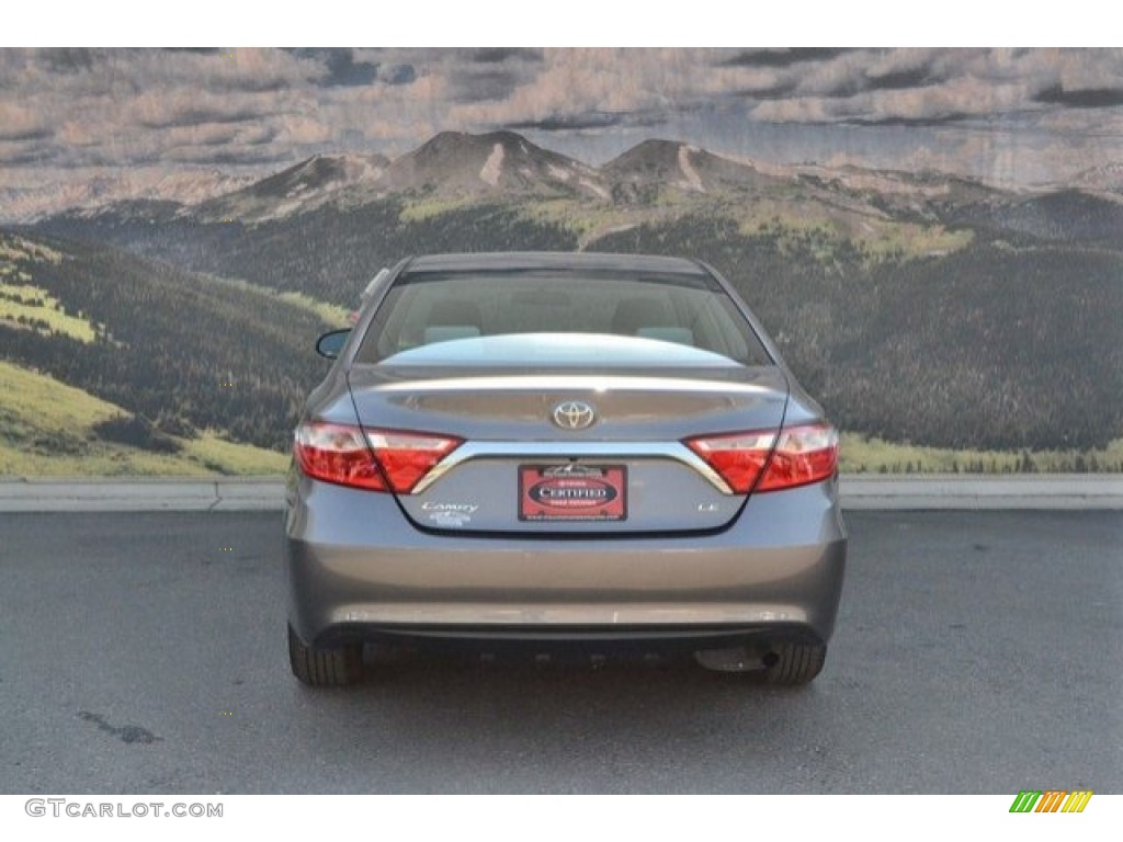 2015 Camry LE - Predawn Gray Mica / Ash photo #9