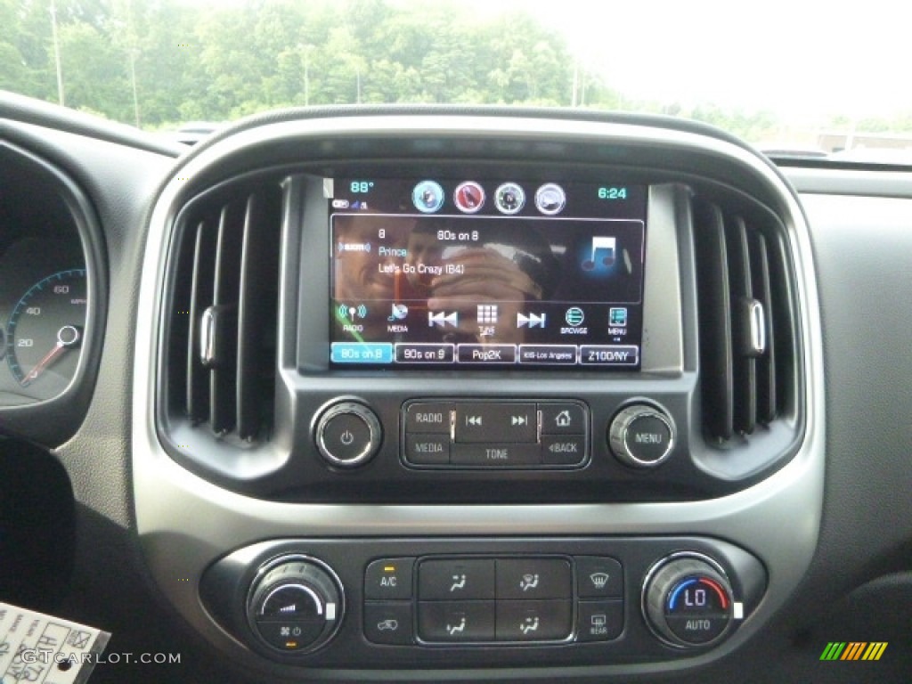 2017 Chevrolet Colorado ZR2 Crew Cab 4x4 Controls Photo #121231561