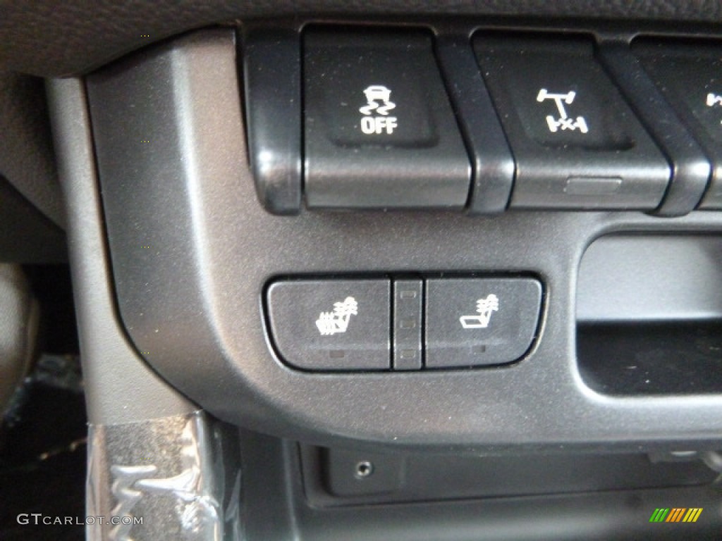 2017 Chevrolet Colorado ZR2 Crew Cab 4x4 Controls Photo #121231600