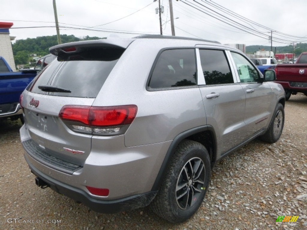 2017 Grand Cherokee Trailhawk 4x4 - Billet Silver Metallic / Black photo #5