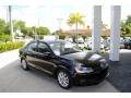 Black - Jetta SE Sedan Photo No. 1
