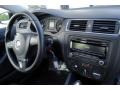 Black - Jetta SE Sedan Photo No. 19