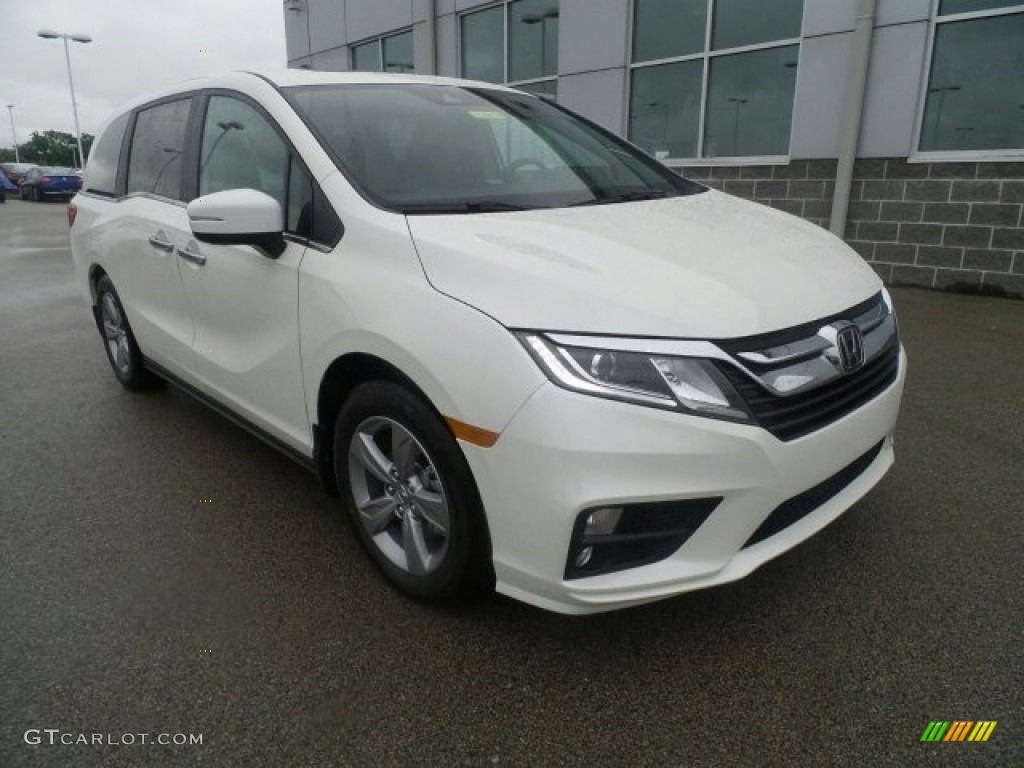 White Diamond Pearl 2018 Honda Odyssey EX-L Exterior Photo #121242515