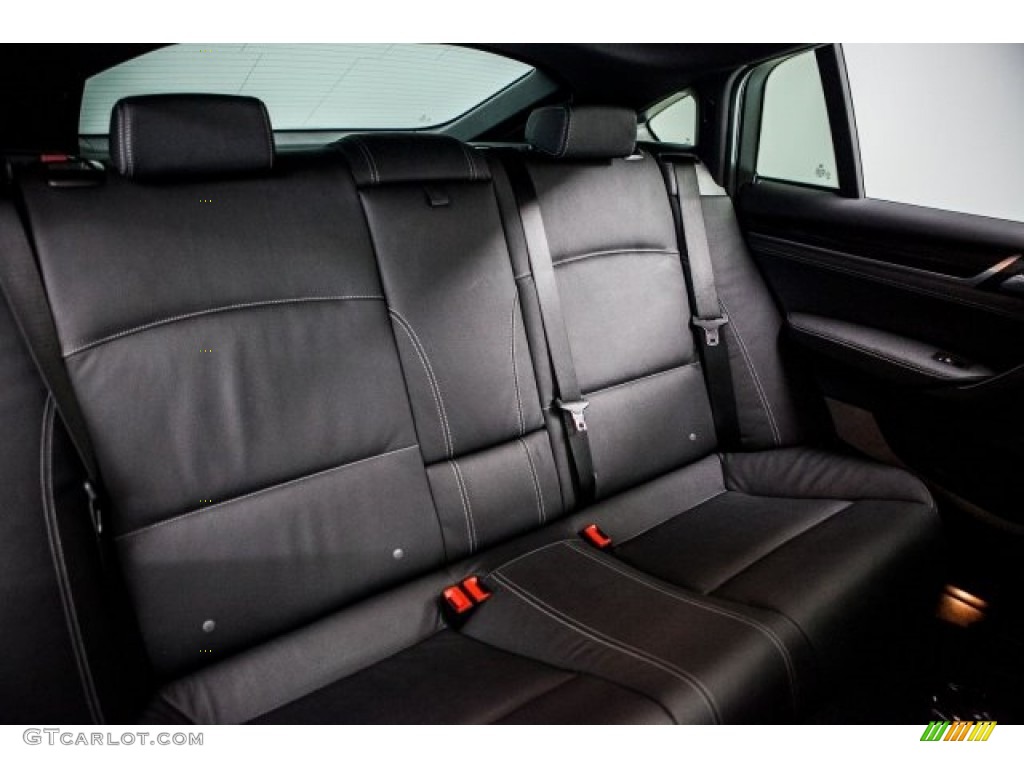 2017 BMW X4 M40i Rear Seat Photos