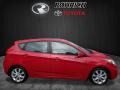 2013 Boston Red Hyundai Accent SE 5 Door  photo #2