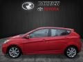 2013 Boston Red Hyundai Accent SE 5 Door  photo #4