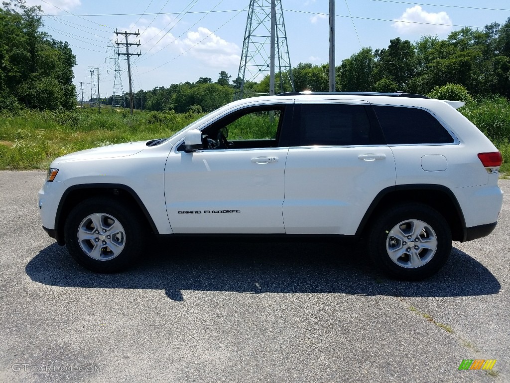 2017 Grand Cherokee Laredo 4x4 - Bright White / Black photo #3