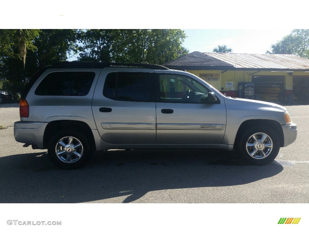 2005 Envoy XL SLE - Liquid Silver Metallic / Light Gray photo #2