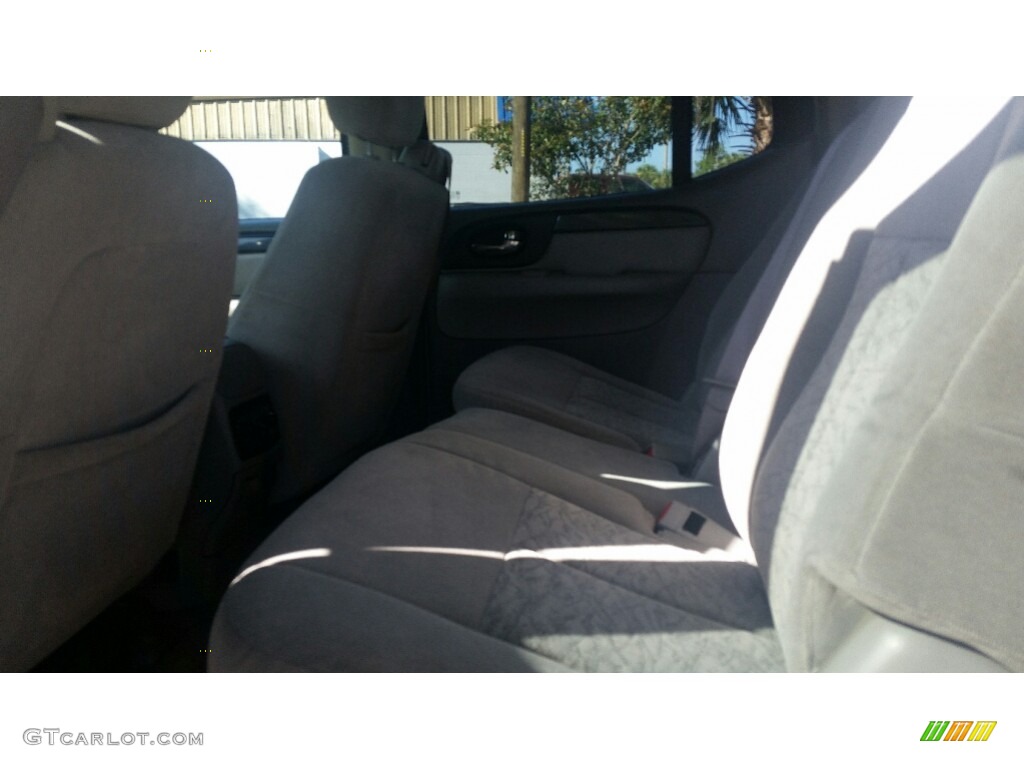 2005 Envoy XL SLE - Liquid Silver Metallic / Light Gray photo #14